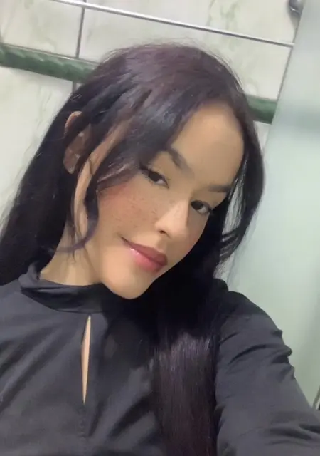 Allice из Рибейран-дас-Невис, мне 19, познакомлюсь на одну ночь