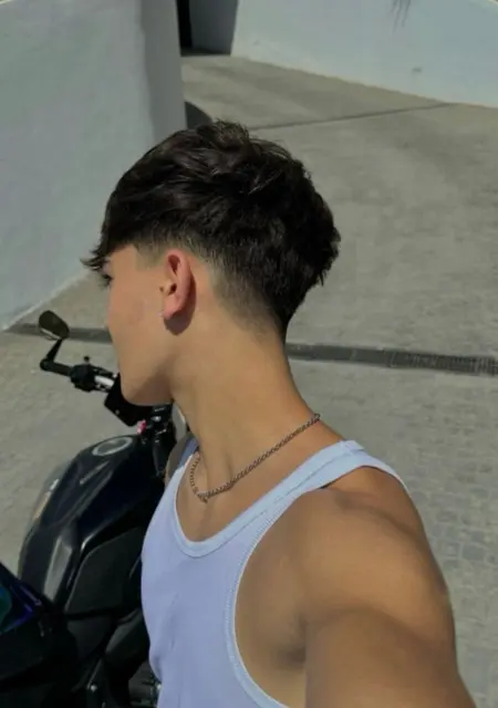 Hugo de Zaragoza, tengo 19 años, listo para conocer para conversación virtual