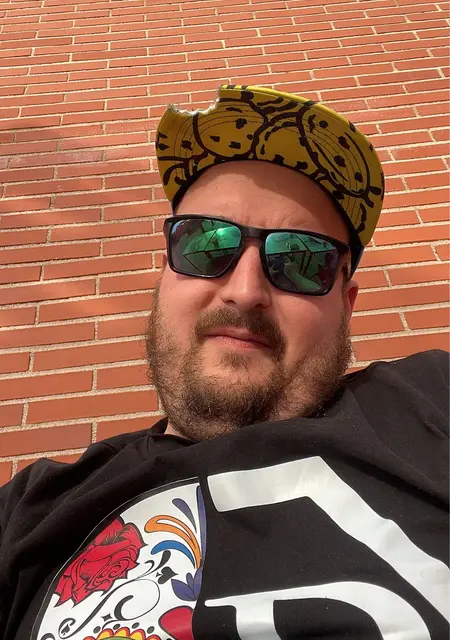 Soy Lucycd, 25 años de Laviana, busco conocer gente para conversación virtual