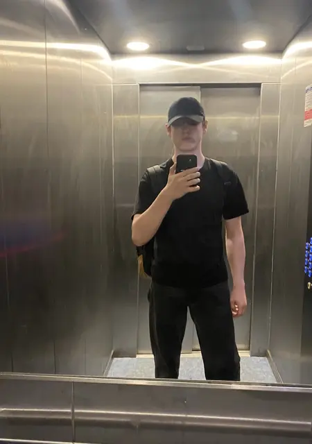 Александр из Франкфурта-на-майне, ищу на сайте вирта