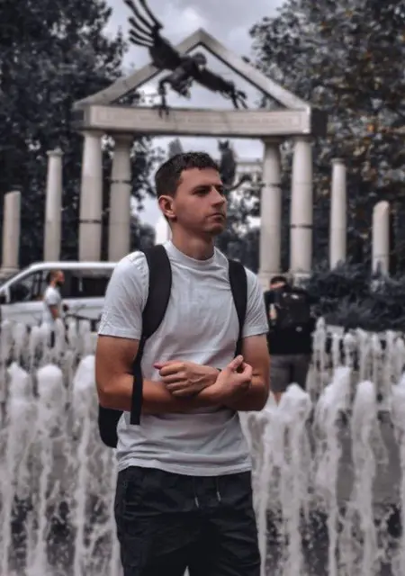 Денис из Познани, мне 27, познакомлюсь на одну ночь