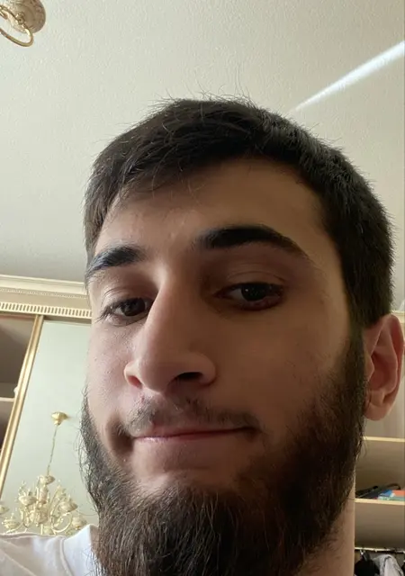 Магомедрасул из Вены, ищу на сайте знакомства без обязательств