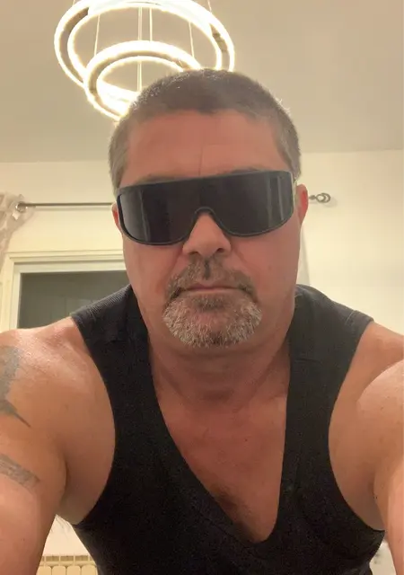 Я Daniel, 46, знакомлюсь без обязательств в Венеции