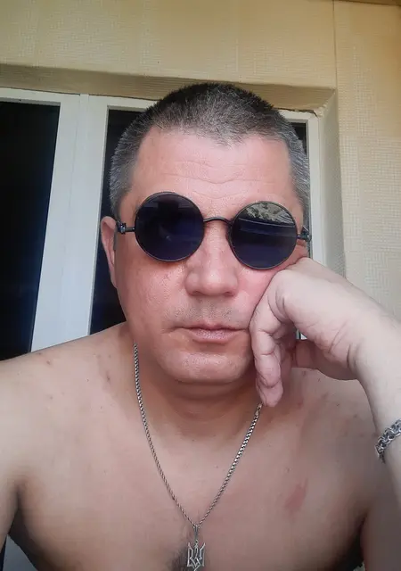 Ден з Сум, мені 45 років, познайомлюсь без зобов'язань