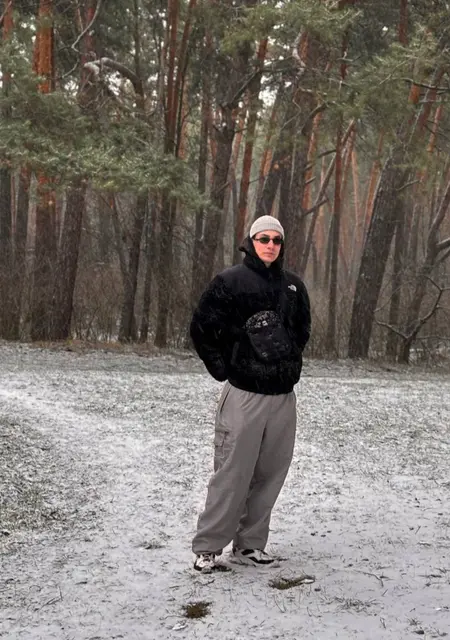 Рома из Изюма, ищу на сайте знакомства на одну ночь