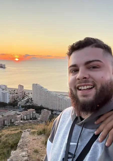 Я Fran, 24, из Валенсии, ищу знакомство для приятного времяпровождения