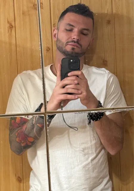 Я Moderated, 30, знакомлюсь для открытые отношения в Луганске