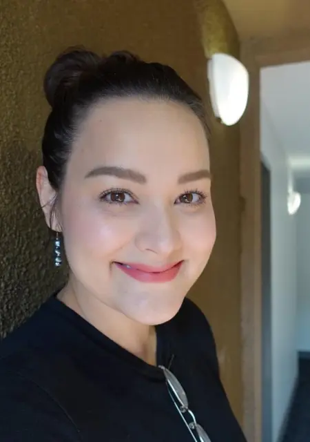 Amanda из Парижа, мне 30, познакомлюсь для постоянных отношений