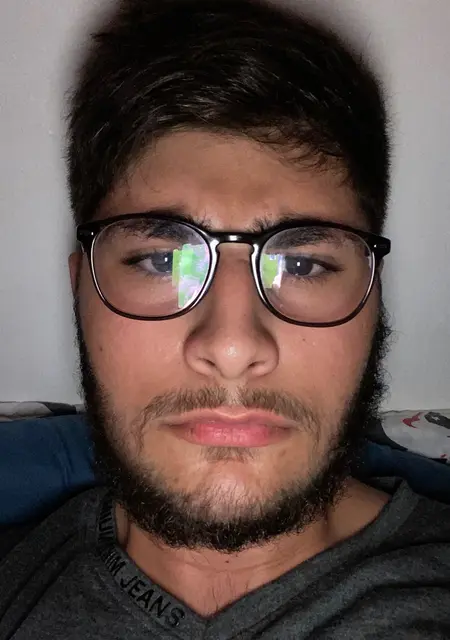 Mark из Венисье, мне 18, познакомлюсь для вирта