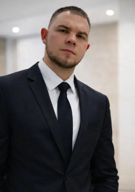 Александр из Солигорска, мне 22, познакомлюсь для открытые отношения