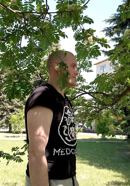 Artur з Новопскова, шукаю на сайті знайомства без зобов'язань