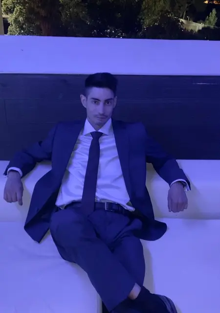 Miguel Angel de Salamanca, busco en el sitio lío de una noche