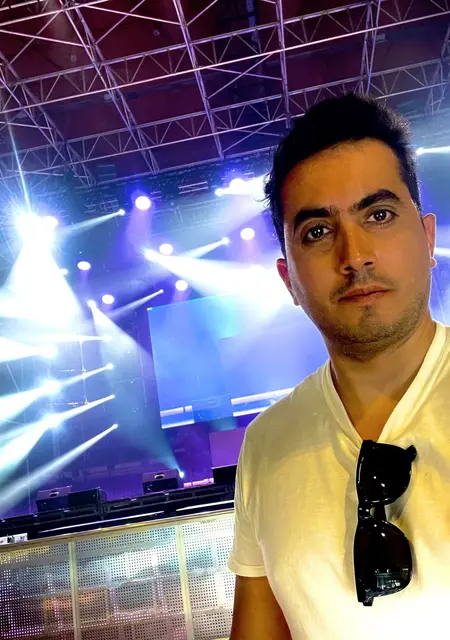 Soy Smit, 39 años de Madrid, busco conocer gente para relación sin ataduras