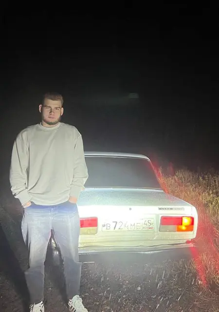Дмитрий из Салоников, ищу на сайте знакомства на одну ночь