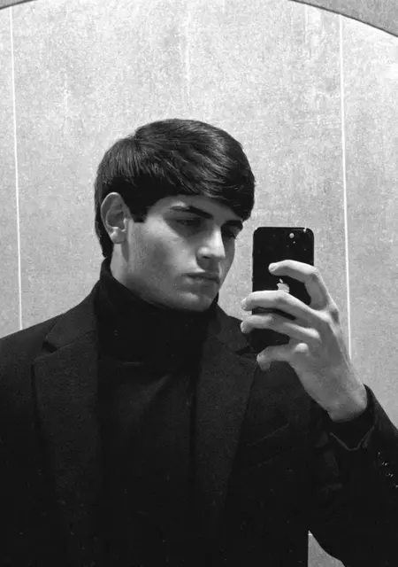 Я Gor, 19, знакомлюсь для вирта в Ереване