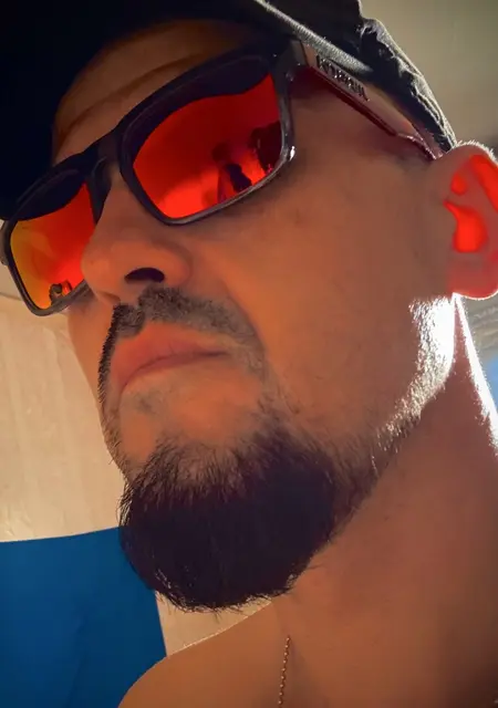 Demon з Чугуїв, шукаю на сайті знайомства на одну ніч