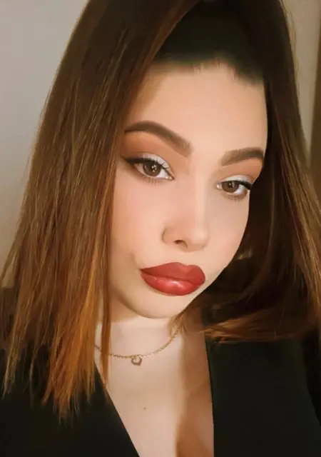 Я Kosandra, 23, из Тимишоары, ищу знакомства на одну ночь