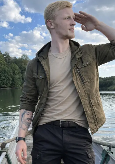 Я Aleksey, 25, знакомлюсь для вирта в Люботине