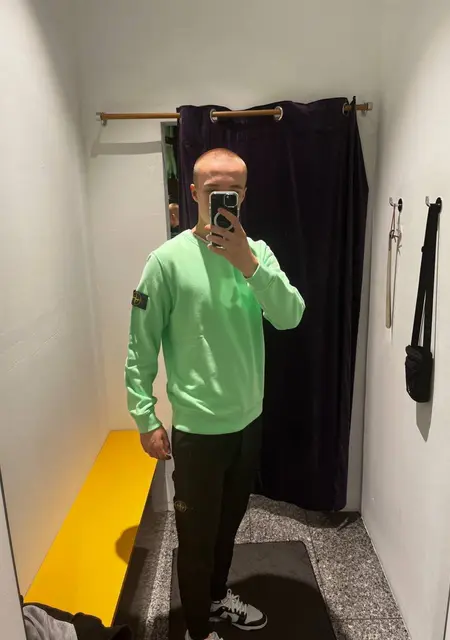 Oleg из Эссного, ищу на сайте знакомства на одну ночь