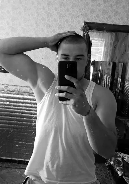 Lev из Старобельска, ищу на сайте открытые отношения