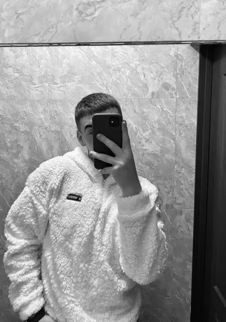 Максим з Червонограда, шукаю на сайті знайомства на одну ніч