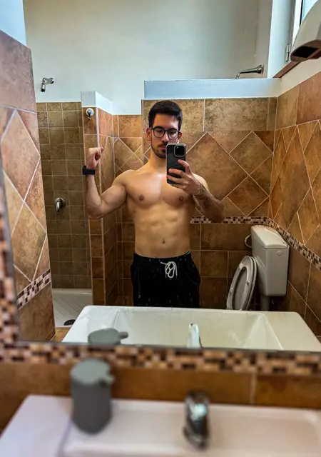 Samu из Сассари, ищу на сайте дружбу