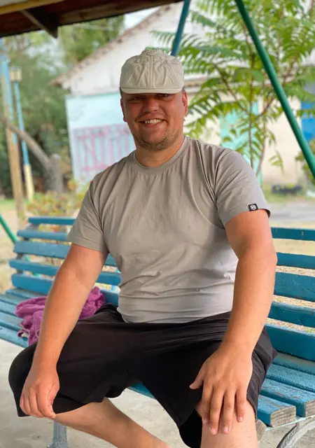 Микола из Житомира, ищу на сайте постоянные отношения