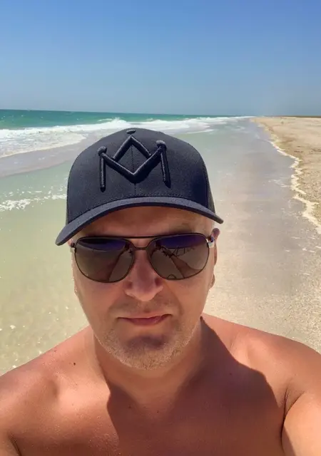 Я Руслан, 46, из Харькова, ищу знакомство для общения