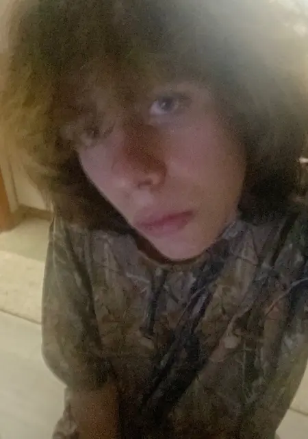 Я Богдан, 19 років, знайомлюсь без зобов'язань у Чернівцях