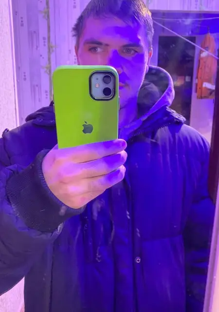 Moderated из Парижа, мне 19, познакомлюсь для открытые отношения