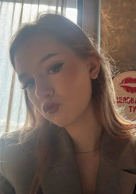 Я Женя, 26, из Лондона, ищу знакомства без обязательств