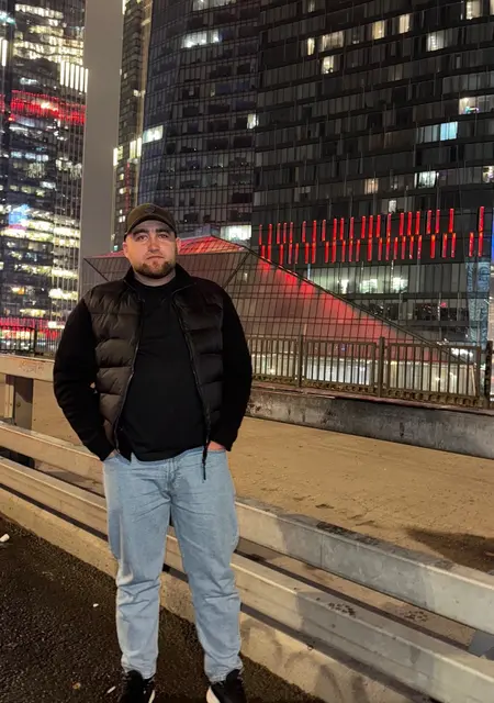 Я Фариддун, 27, из Худжанда, ищу знакомство для открытые отношения