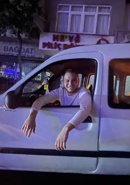 Я Anlcan, 25, из Бурсы, ищу знакомства без обязательств