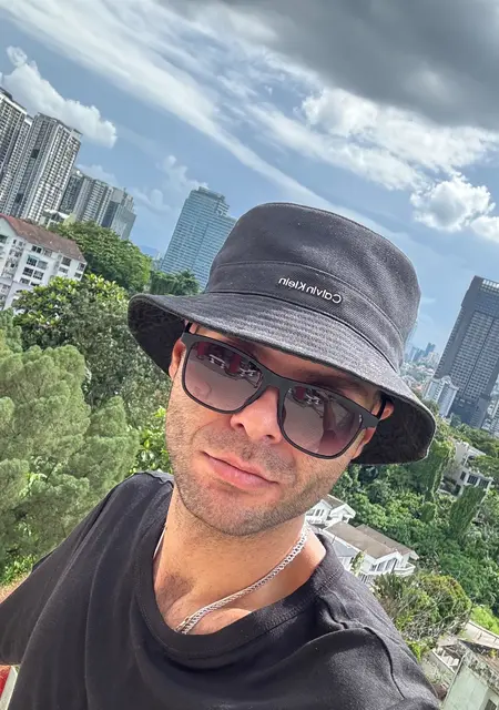 Я Илья, 29, знакомлюсь на одну ночь в Тирасполе