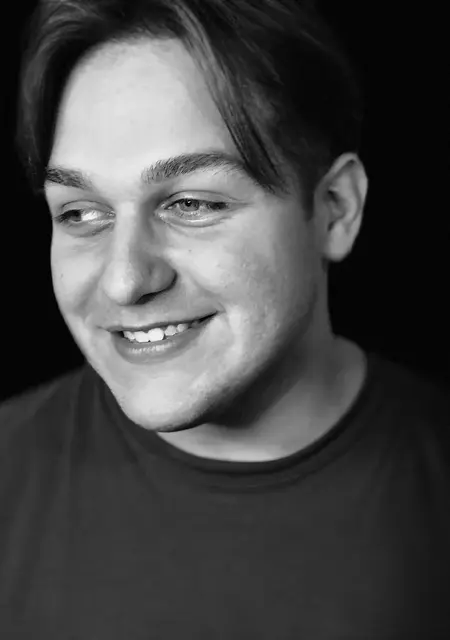 John з Івано-Франківська, мені 20 років, познайомлюсь для спілкування