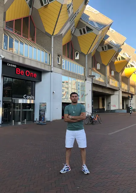 Jamal из Роттердама, мне 36, познакомлюсь для вирта