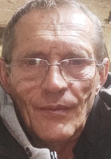 Я Андрей, 60, из Новопскова, ищу знакомства на одну ночь