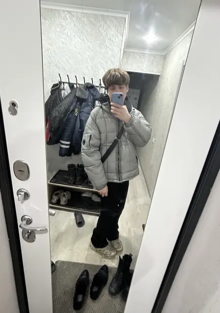 Я Илья, 18, знакомлюсь для вирта в Вашингтоне