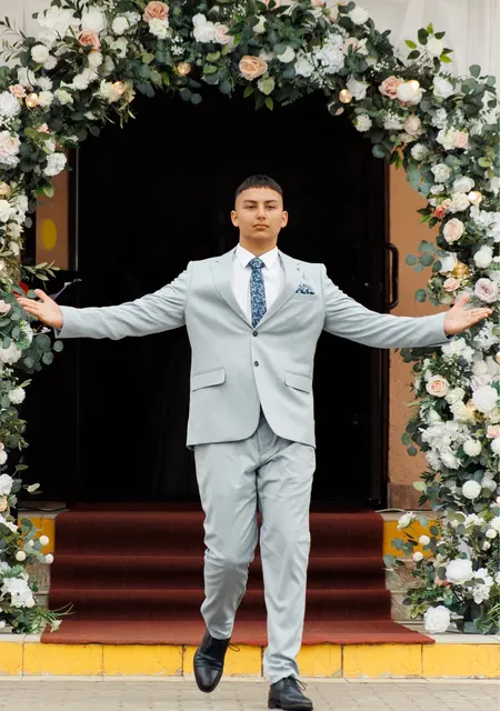 Я Давид, 19, из Бреста, ищу знакомства без обязательств