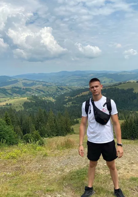 Pavlo из Ярослав, мне 27, познакомлюсь для общения