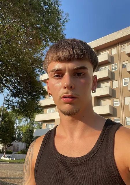 Я Rodrigo, 25, знакомлюсь для постоянных отношений в Порте