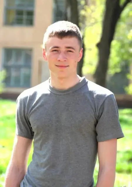 Я Алексей, 29, из Петропавловска, ищу знакомства без обязательств