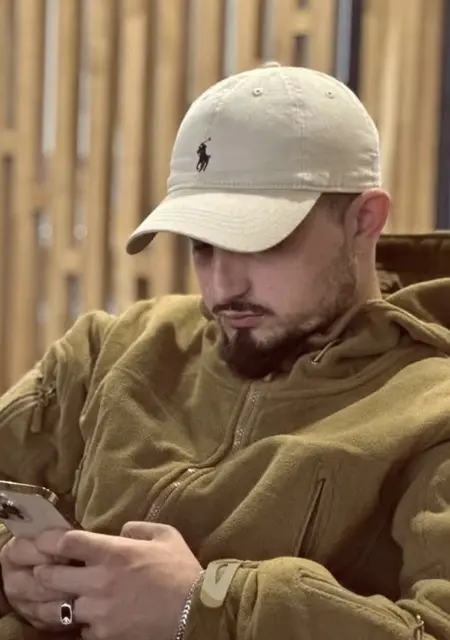 Dima из Душанбе, мне 23, познакомлюсь без обязательств