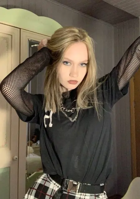 Я Dianka, 20, из Таллина, ищу знакомства без обязательств