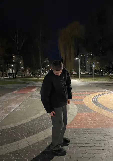 Я Arseniy, 19 років з Вінниці, шукаю знайомство для дружби