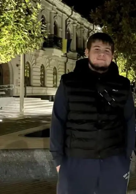 Максим з Першотравенськ, шукаю на сайті приємне проведення часу