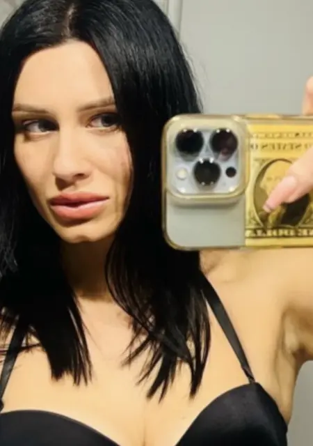 Алена з Дніпро, мені 31 років, познайомлюсь на одну ніч