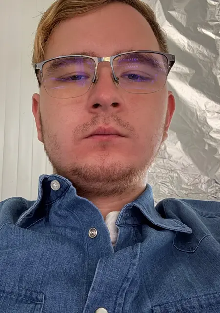 Alex из Александрии, мне 25, познакомлюсь без обязательств