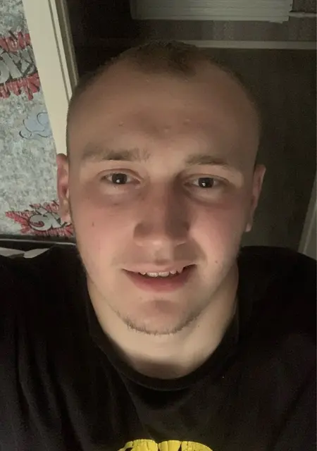 Антон из Бреста, ищу на сайте постоянные отношения