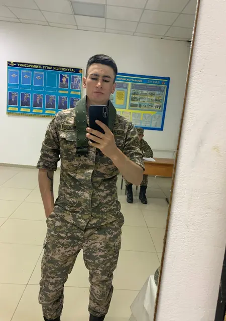 Я Pavel, 27, из Актобе, ищу знакомства на одну ночь